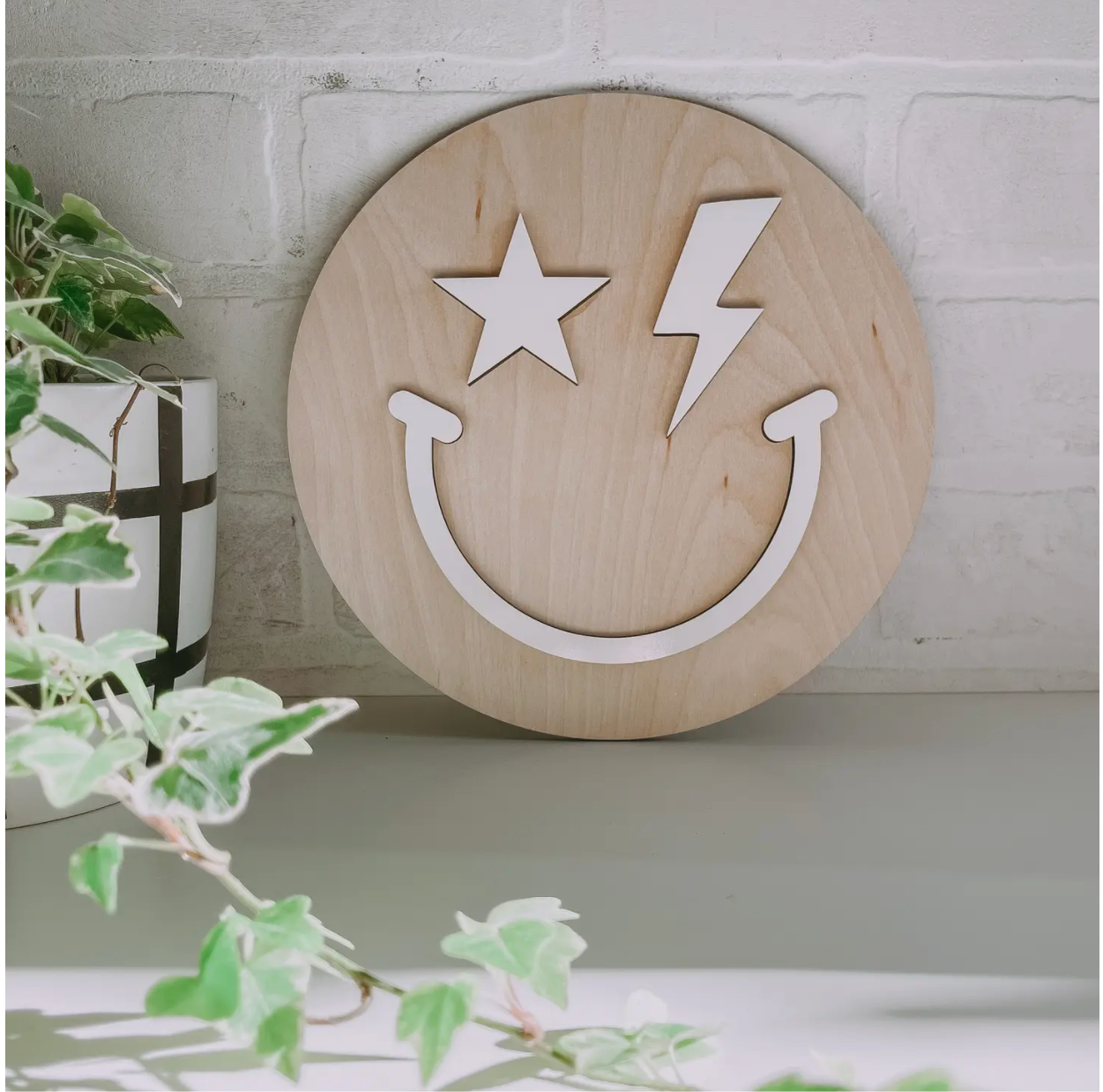 Round Happy Face Sign, Retro Smiley Decor